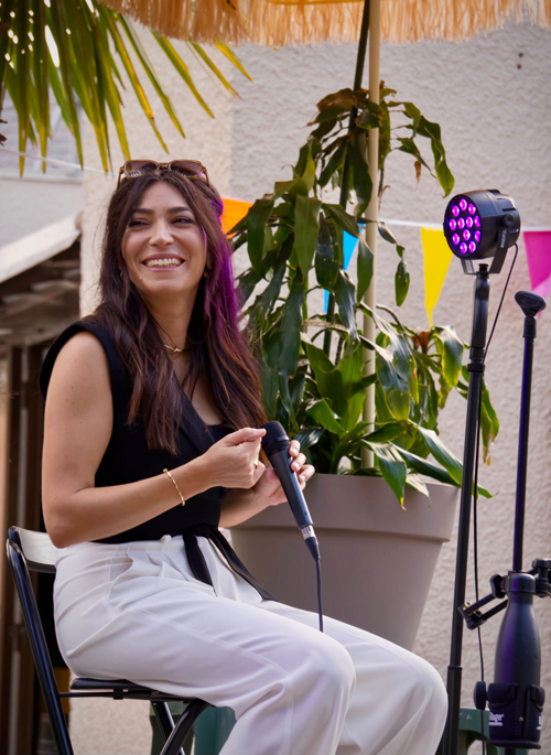 ©nomade_pictures-Chanteuse pour cocktail et bar de nuit